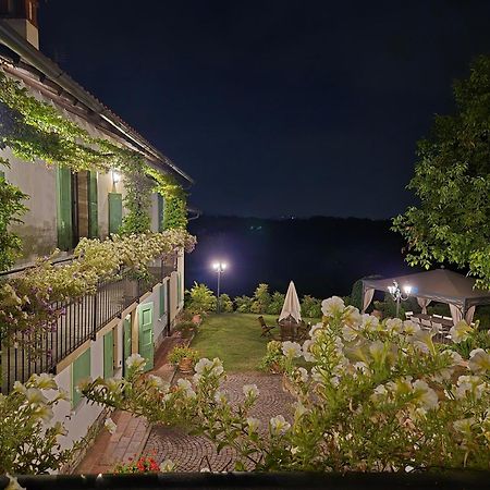 Casale Raffaello B&B Como Albese Con Cassano Esterno foto