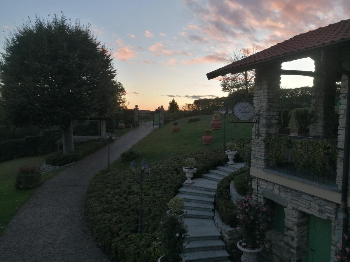 Casale Raffaello B&B Como Albese Con Cassano Esterno foto