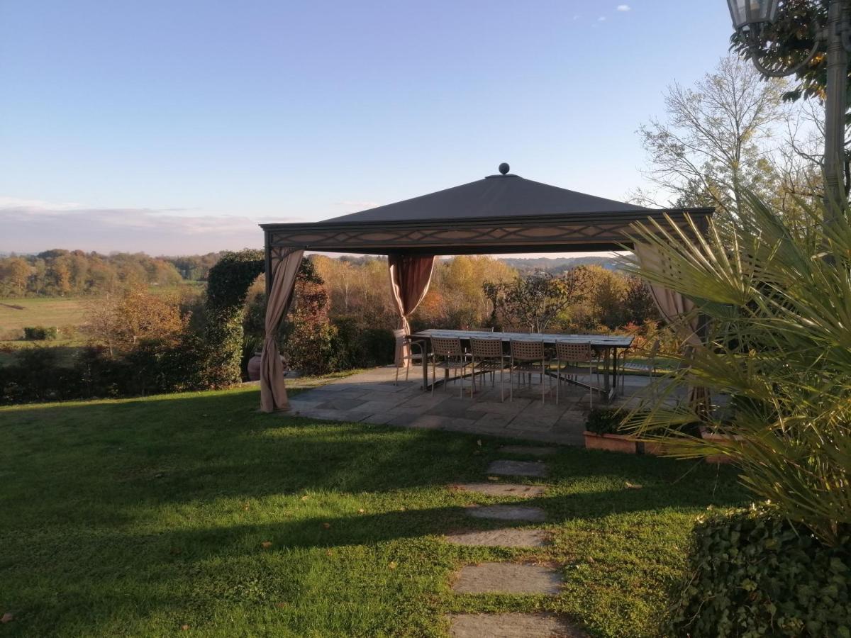 Casale Raffaello B&B Como Albese Con Cassano Esterno foto